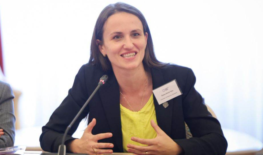 Peste 7400 de romani s au inscris la concursul pentru functii publice europene MAE ofera sesiuni gratuite de pregatire