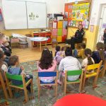Politistii au discutat cu aproape 500 de elevi din Agnita despre combaterea violentei controale in jurul scolilor