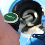 Pretul carburantului la pompa ar putea sa depasasca 10 Lei Ministrul energiei ofera clarificari