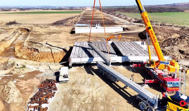 Progres remarcabil pe santierul autostrazii Transilvania mai mult de 400 de muncitori mobilizati video