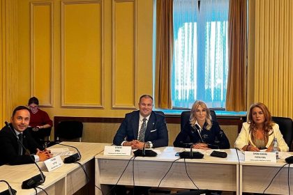 Raluca Turcan anunta ca legea pentru sprijinirea copiilor cu autism si sindrom Down este aproape de a fi adoptata