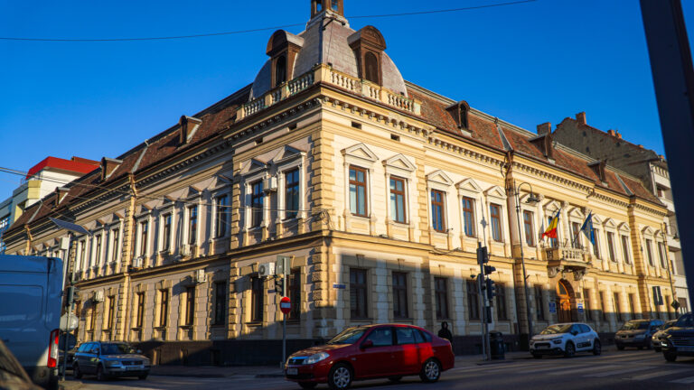 Reducerea personalului din primarii Edilii acuza Prefectura Sibiu ca le a furnizat scheme de calcul in loc de date clare