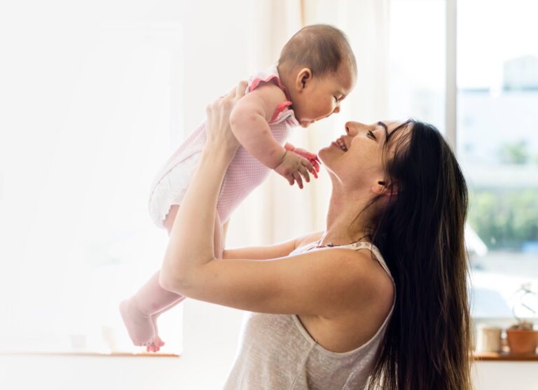 Romania pierde generatii numarul nasterilor a atins cel mai scazut nivel din ultimele 100 de ani