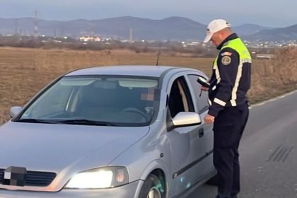 Sofer surprins beaut la volan in Arpasu de Sus avea o alcoolemie ridicata