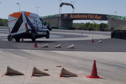 Soferii din Sibiu sunt invitati sa participe gratuit la un curs despre conducerea in siguranta Titi Aur va fi prezent la eveniment