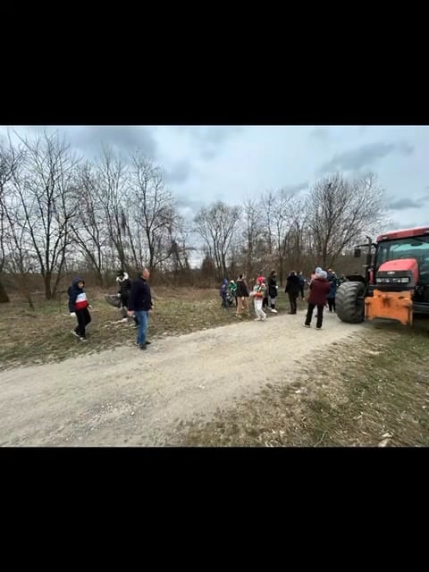 Spirit civic la Carta unde comunitatea si primaria colaboreaza pentru un mediu mai curat