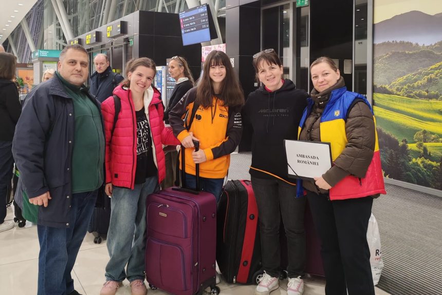 Ultimii elevi si profesori sibieni blocati in Dubai au ajuns acasa prin Bratislava Am fost anuntate ca trebuie sa ne grabim la aeroport