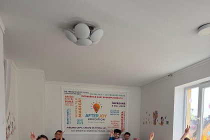 Un afterschool cu suflet in Sibiu suport la teme creativitate si dezvoltare personala la Afterjoy Education foto si video