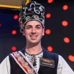 Un dansator de la Junii Sibiului a participat la show ul Batem Palma Nelutu isi propune sa salveze mestesugurile din satul sau natal