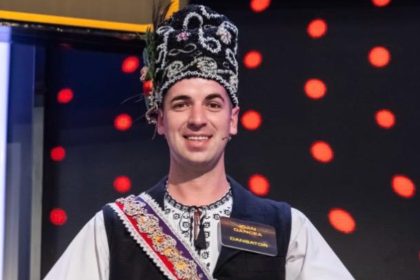 Un dansator de la Junii Sibiului a participat la show ul Batem Palma Nelutu isi propune sa salveze mestesugurile din satul sau natal