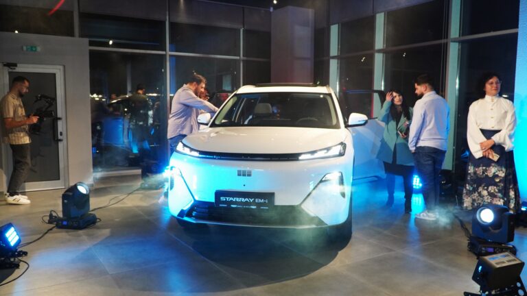 Un gigant auto mondial a ajuns la Sibiu showroom Geely inaugurat in Selimbar video foto