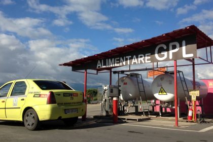 Val de conversii auto in Sibiu dupa cresterea pretului la benzina taximetristii conduc trecerea la GPL preturi si locatii