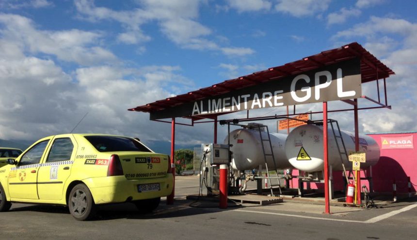 Val de conversii auto in Sibiu dupa cresterea pretului la benzina taximetristii conduc trecerea la GPL preturi si locatii