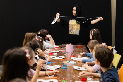 Weekend plin de optuni la Sibiu expozitii fotbal pe stadionul Municipal spectacole pentru copii si concerte