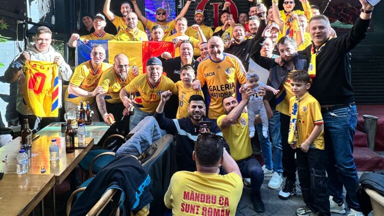 corespondenta din istanbul sibienii isi sustin echipa nationala in barajul cu turcia castigam cu 2 1 video foto