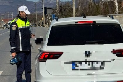sibian oprit baut la volan pe un drum din judetul alba