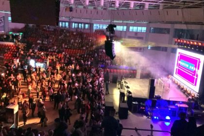 sibienii solicita restituirea banilor dupa amnarea evenimentului disco mania returnarile intarzie iar organizatorii ofera raspunsuri neclare