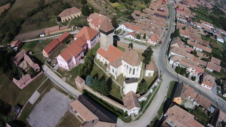 singura comuna din sibiu fara medic de familie oamenii parcurg zeci de kilometri pentru o reteta e dureros video foto