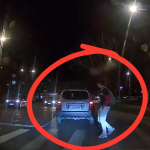 tupeu extrem la volan in cartierul arhitectilor a fost aproape sa lovesca un pieton si a aruncat gunoaie pe geam mi a taiat calea intentionat video