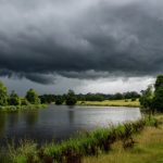 Cod galben de vant si ploi in diverse regiuni ale tarii unde se va abate vremea nefavorabila