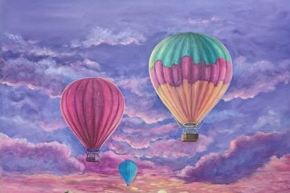 Dialog cromatic intre mov si roz in expozitia Moz a Grupului Rod la Primaria Sibiu 1 15 aprilie