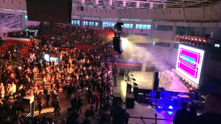 Sibienii solicta returnarea banor dupa amnarea evenimentului Disco Mania Se tem ca nu ii vor primi inapoi Este metoda Nordis de Sibiu actualizare