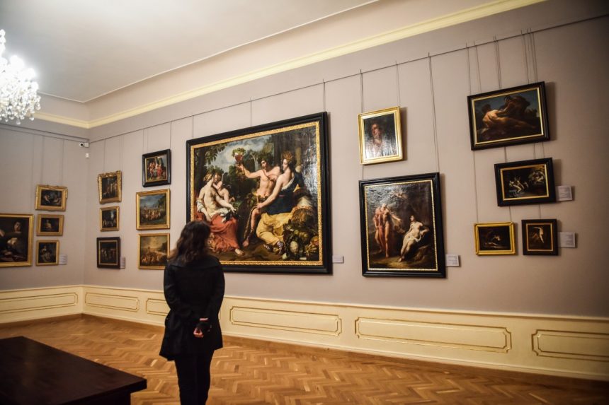 Stirea pozitiva de joi Intrare gratuita la Muzeul Brukenthal pentru sibieni si pensionari