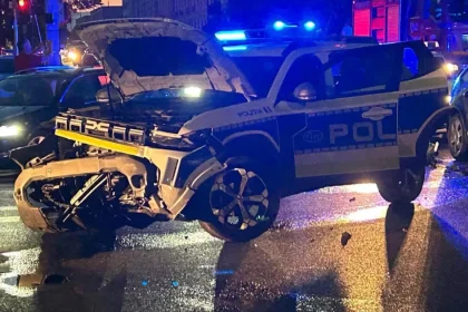 Accident cu 3 mașini pe Milea, una e autospecială de Poliție. Intervin SMURD și Ambulanța