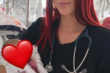 Cât doarme un nou-născut și când trebuie trezit pentru masă. Ce spune un medic neonatolog