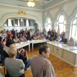 Consilierii din Săliște au respins unanim fabrica de magneziu, în fața localnicilor