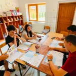 Instrument educațional gratuit: copiii din satele sibiene învață să înțeleagă internetul