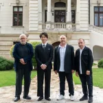 Kuranosuke Sasaki, decorat cu „Meritul Cultural”