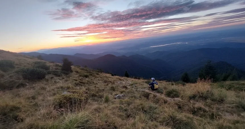 La munte, ziua va fi mai frig decât noaptea. Meteorologii anunță cer noros pentru vineri