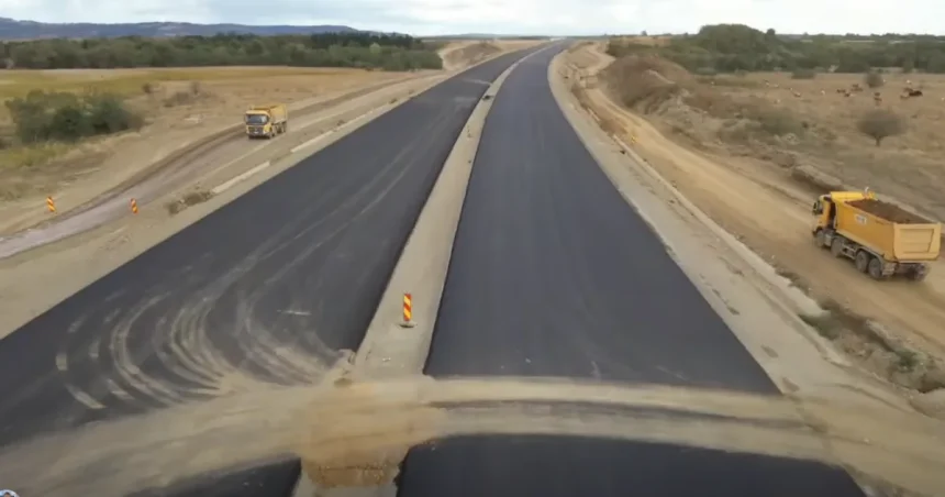 Lucrări la 50,15% pe tronsonul Avrig - Arpașu de Jos al Autostrăzii Sibiu - Făgăraș