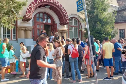 Scandal la Școala Regina Maria și Mănăstirea Ursulinelor are proprietar nou