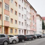 Sibiu, printre cele mai ieftine orașe la chirie: 300 euro garsoniera, 400 euro apartament