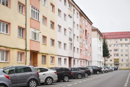 Sibiu, printre cele mai ieftine orașe la chirie: 300 euro garsoniera, 400 euro apartament