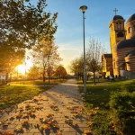 Soare și 22 de grade miercuri, 30 septembrie, în Sibiu, dar dimineața este rece
