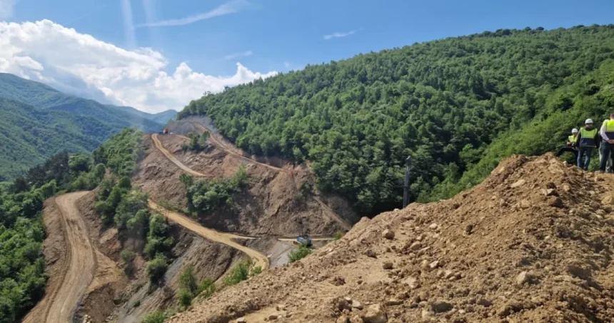 Buzoianu îl acuză pe Grindeanu de dezinformare privind autostrada Sibiu-Pitești