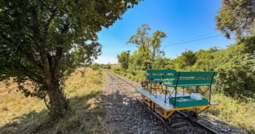 Ciclodrezina Mocăniței, reabiltată și disponibilă pentru închiriere