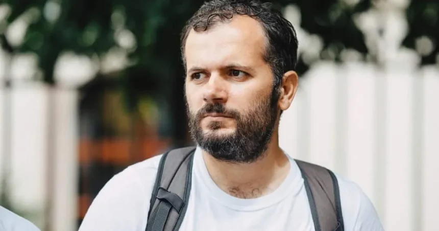 Radu Vancu semnează petiția privind Târgul de Carte de la Frankfurt