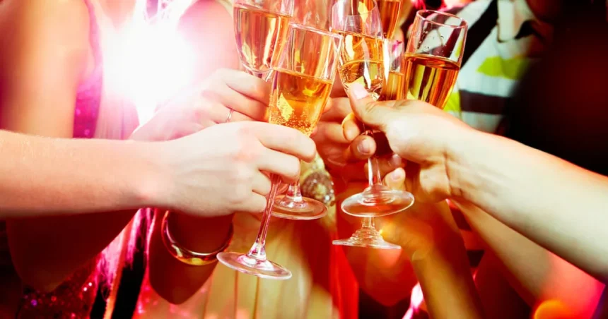 Revelion la Sibiu: petreceri de la 400 la 750 lei, sejur de 3 zile până la 4.900 lei