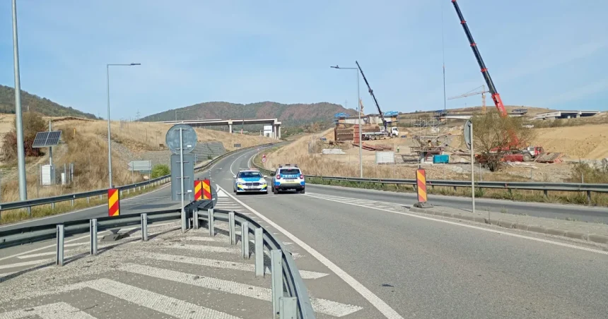Trafic îngreunat și coloane pe rutele ocolitoare după închiderea autostrăzii Sibiu – Boița