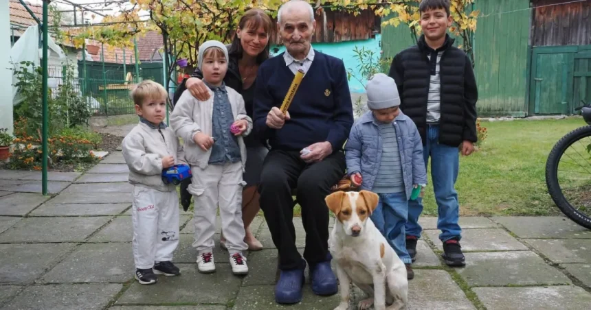Veteranul de 104 ani din Ghijasa de Sus așteaptă Ștafeta Veteranilor cu patru strănepoți